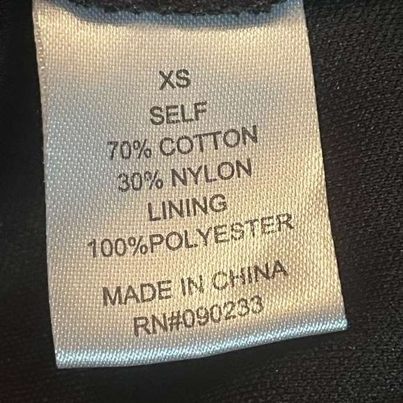 Kendall  & Kylie Lace Crochet Sz XS Hi-Low Skater Dress in Black - Picture 6 of 7